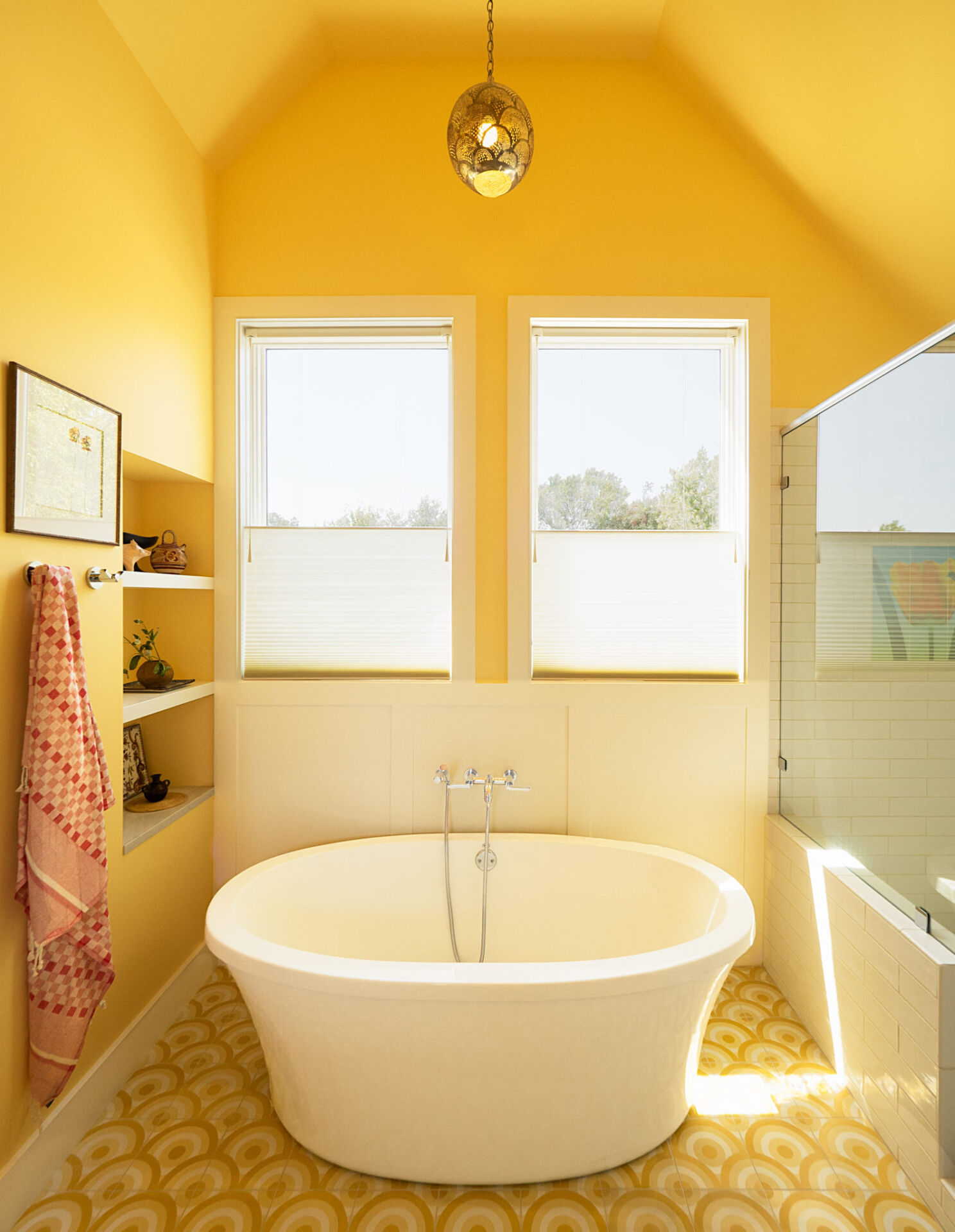 Hygge in interior design through a yellow bathroom.